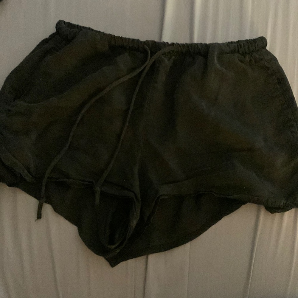 Brandy Melville shorts
